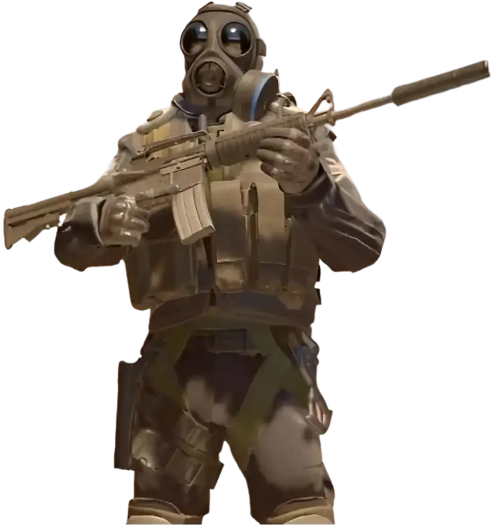 Een figuur in tactische uitrusting en een gasmasker houdt een geweer vast in een binnenruimte met een complexe architectuur. De scène straalt spanning en concentratie uit